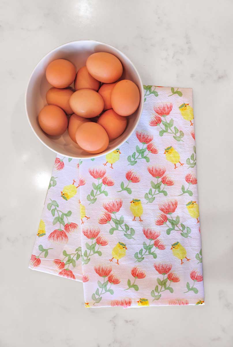 Chick Lei Lehua Kitchen Towel - Image 3