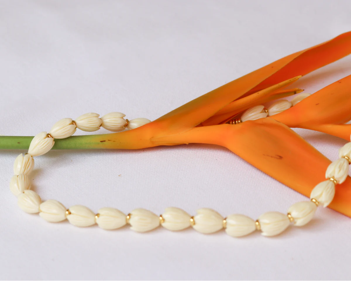 Coral Powder Magnolia Shell Beads Necklace - Image 3