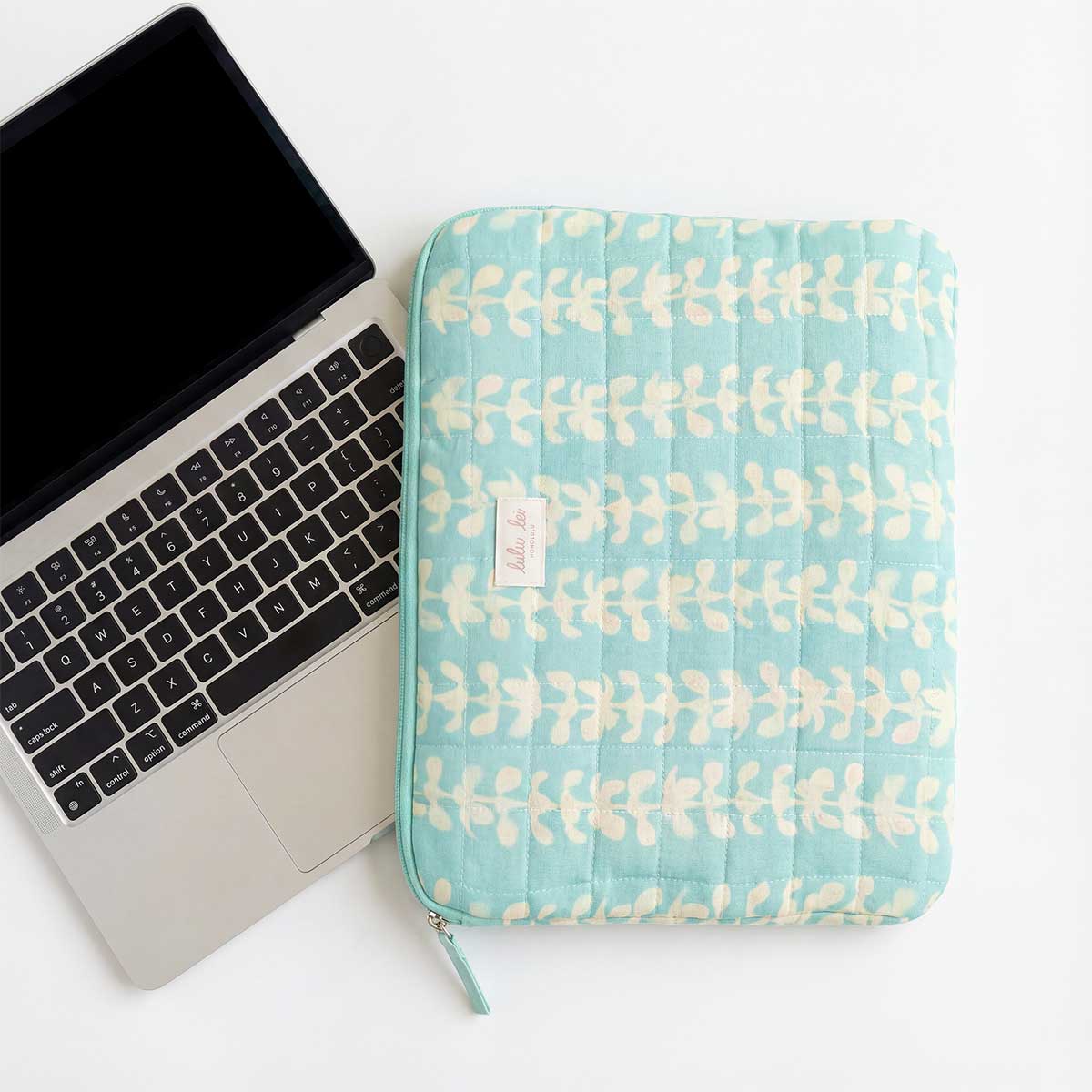 Pua Lei Laptop Case - Image 3